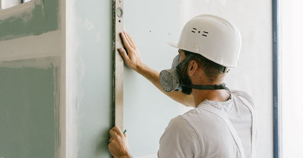 Dry lining & boarding